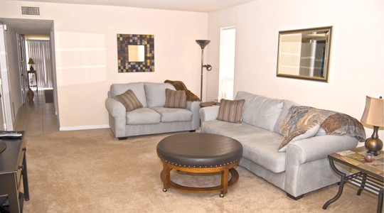 Camelot Court Apartments in Metairie, LA - 2, 3, & 4 Bedroom Apartments